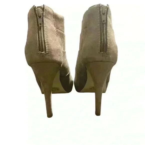 🟣Fergalicous by Fergie Peep Toe Boots 9.5 - Picture 3 of 10